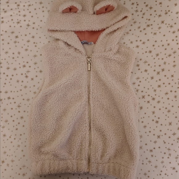 3/30 Mayoral Hooded Fur Vest - Picture 11 of 16